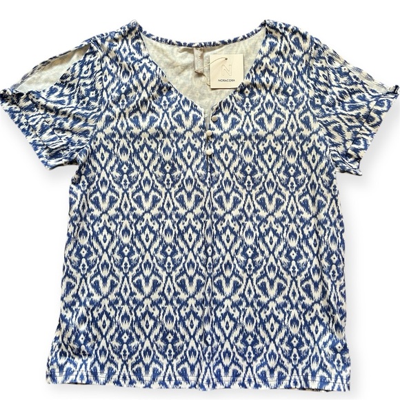 NoraCora Blue and White Buttoned Blouse with Geometric Pattern Women’s Size M - Picture 1 of 6